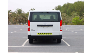 Para HIACE GL 2021, Volante a la Izquierda, Asientos de Cuero, Techo Solar, Faros LED, Cámara Trasera - Product Image 6