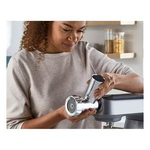 Kax950Me Picadora y Rebanadora de Carne Planetaria de Aluminio Modelo AW20011012 - Product Image 3