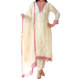 Conjunto Tradicional de Diseñador para Mujer, Kurta, Pantalón y Dupatta, Ropa Étnica Premium de 3 Piezas, Venta al por Mayor Directa al Mejor Precio - Product Image 1