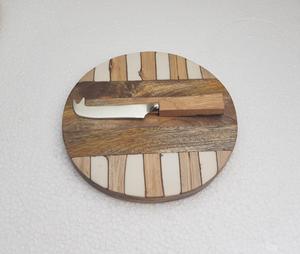 Planche à découper en bois de résine de forme ronde, durable, réutilisable, passe au lave-vaisselle, planche à découper en bois frais, planche à fromage pour restaurant - Product Image 1