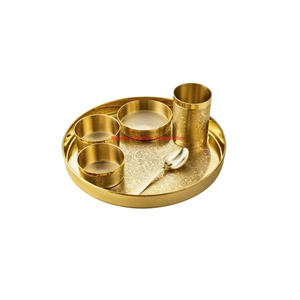 Service de dîner Thali en bronze de haute qualité avec vaisselle en métal indien traditionnel gravé au design floral pour la maison et le restaurant - Product Image 6