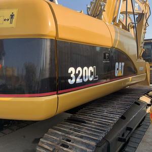 Pelle hydraulique sur chenilles Caterpillar 320lc d'occasion avec moteur et boîte de vitesses, en excellent état, poids en ordre de marche de 22 tonnes - Product Image 5