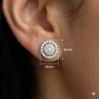 Parfaites boucles d'oreilles clous en or blanc massif 18 carats avec diamants, monture halo en grappe ronde, avec marquage d'origine et certificat