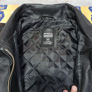แจ็คเก็ตบอมเบอร์ Avirex สำหรับผู้ชาย ผ้าแคนวาสเคลือบหนังคุณภาพสูง กันลม ดีไซน์ทันสมัย บริการ OEM ระบายอากาศได้ดี แห้งเร็ว เหมาะสำหรับฤดูหนาว - Product Image 5