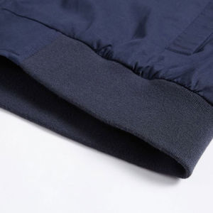 Blouson d'aviateur matelassé en coton pour hommes personnalisé OEM grande taille saison d'hiver coupe-vent décoration en fourrure poche oblique fermeture éclair tricoté - Product Image 5