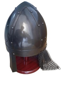 Casco vikingo Medieval de acero 1095 hecho a mano con cadena de latón ajustable DIY grado OEM forro y cuchillos personalizables - Product Image 2