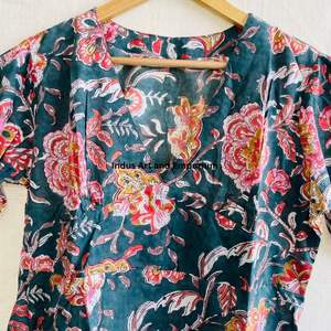 Hermoso Vestido Estampado Floral en Bloques de Algodón, Vestido para Uso Casual, Vestido Estampado a Mano - Product Image 3