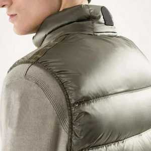 OEM Winter Down Vest <b>Jacket</b> <b>Waterproof</b> Breathable Body Warmer Sleeveless <b>Padded</b> Warm Filling Puffer Light Puffy <b>Jackets</b> - Product Image 5