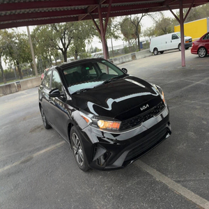 K-i-a F-o-r-t-e L-X-S F-W-D 2024 - Product Image 1