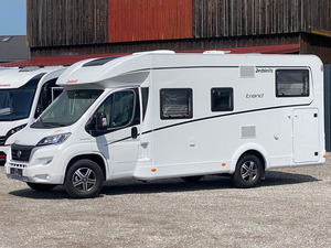 <span class=keywords><strong>Camping</strong></span>-<span class=keywords><strong>car</strong></span> de luxe T 6717 EB tendance 2022, idéal <span class=keywords><strong>pour</strong></span> le <span class=keywords><strong>camping</strong></span>, norme Euro 5, capacité 4-6 personnes, <span class=keywords><strong>four</strong></span> à micro-ondes inclus - Product Image 4