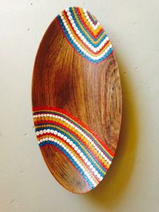 ชามไม้เคลือบทรงสี่เหลี่ยมทำจากไม้มะม่วงทำมือพร้อมลายจุดสีสันสดใสสำหรับตกแต่งจานเสิร์ฟทำจากไม้แบบเรียบง่าย - Product Image 4