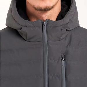 เสื้อแจ็คเก็ตพัฟเฟอร์กันลมคุณภาพสูงสำหรับผู้ชาย ใส่ได้ในฤดูหนาว ระบายอากาศได้ดี สไตล์สตรีทแวร์  พร้อมโลโก้ด้านหน้าแบบกำหนดเอง - Product Image 5