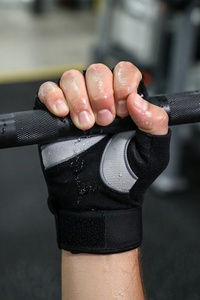 Wholesale Custom Women's Leather Weight Lifting Gloves Breathable Half Finger Gym Workout Padded Palm - Product Image 2