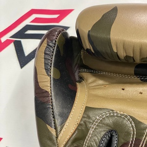 Guantes de Boxeo Fairtex de Último Modelo con Diseño de Camuflaje, Personalizados con Marca, de Cuero Vacuno Genuino para Muay Thai, con Cierre de Correa para Sparring - Product Image 5