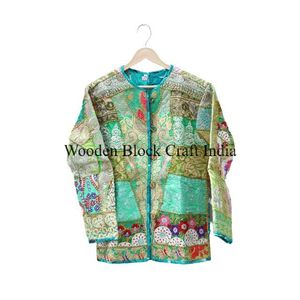 Veste Navratri brodée à manches longues avec travail miroir, faite à la main, style bohème, artisanale, Banjara Koti, 100% coton matelassé et respirant - Product Image 3