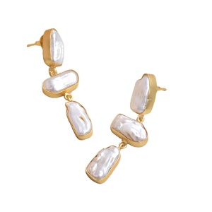 Boucles d'oreilles pendantes en laiton naturel, perles de qualité supérieure, pierres précieuses authentiques, finition plaquée or 18 carats, sans nickel, durables, export en gros - Product Image 4