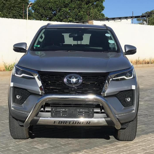 Frais et propres d'occasion Toyota Fortuner automatique assez utilisé Meilleur prix Commande en gros disponible sans accident Historique Acheter maintenant - Product Image 3