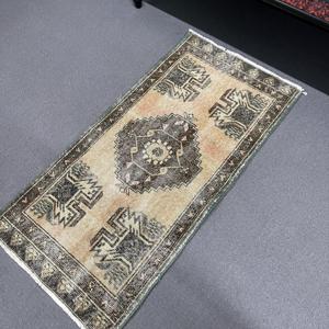 1.7x3.3 ft Small Turkish Rug, Vintage Rug, <b>Brown</b> Beige Animal Print <b>Wool</b> Rug - Product Image 5