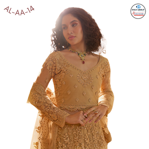 Impresionante y Hermosa Blusa Tradicional Bordada con Cordones, Dupatta con Trabajo de Calado, Lehenga Choli de Poliéster con Pedrería para Bodas y Fiestas - Product Image 5
