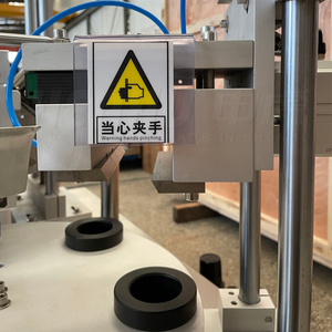 Machine de scellage de tubes en plastique à ultrasons, machine de conditionnement de tubes souples pour aliments, cosmétiques, crèmes, dentifrice, à poser sur table, à <span class=keywords><strong>vendre</strong></span> - Product Image 3