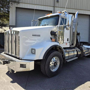Camión semirremolque diésel de largo recorrido Kenworth T800 con eje en cadena para campos petroleros - Product Image 4