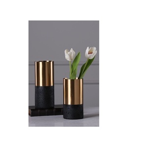 Exporter of Modern Newest Metal <b>Table</b> Decorative <b>Table</b> <b>Vases</b> for Home Decor in Reasonable Prices for Export From India - Product Image 1