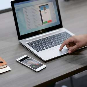 I n t e l Core I5 8th Generation Portable Business Laptop E l i t e Book 830 G6 con unidad de estado sólido de 256GB y almacenamiento de 8GB - Product Image 3