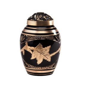 Urne souvenir en laiton avec dôme pour cendres humaines produit personnalisé urne funéraire moderne pour processions funéraires - Product Image 4