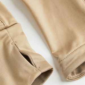 Prix d'usine OEM – Manteau d'hiver matelassé personnalisé pour femme, respirant, avec capuche amovible, fabriqué au Pakistan - Product Image 5
