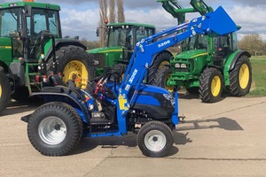 Agricultural Tractors SOLIS 26 with Loader 4x4 Solis <b>Small</b> Farm And Garden <b>Wheel</b> Tractor - Product Image 5