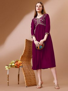 Rayonne de haute qualité brodée Anarkali Kurti 3/4 manches écologique nouvelle mode Streetwear doux lavable-en vrac en gros pour - Product Image 2