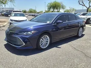 Toyota Avalon 2022 en perfecto estado - Product Image 3