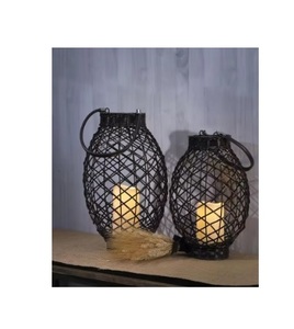 Lanterne artisanale écologique en verre gaufré, style marocain vintage, carrée, évidée, design unique pour la décoration de la maison - Product Image 4