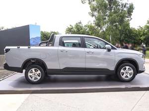 Camioneta Eléctrica Radar RD6 2025 de Segunda Mano, Versión Híbrida, Camión de Nueva Energía - Product Image 5