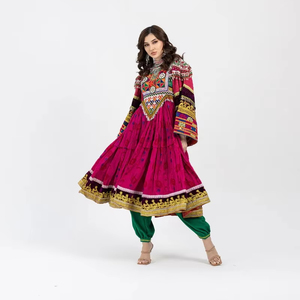 2025 robe traditionnelle afghane Kuchi pour femmes à la main avec broderie dentelle décor Style décontracté Pashtun Culture Festival robe - Product Image 1