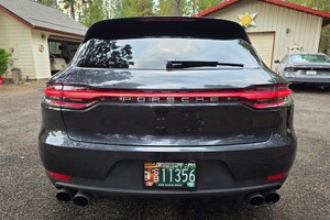 Porsche Macan 2020 d'occasion en bon état - Product Image 3