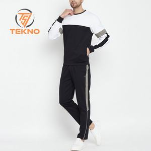 Nuevo personalizado de buena calidad estilo único impreso hombres chándal Último precio cómodo tela hombres chándal conjunto - Product Image 3