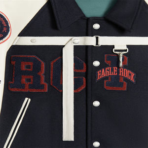 Chaqueta de bombardero universitaria de calle para hombre con logotipo personalizado OEM, chaquetas de béisbol con letras bordadas y parches de chenilla del fabricante - Product Image 3