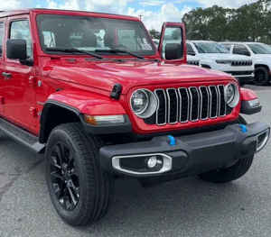 Jeep Wrangler 4xe Sahara 2024 Usado - Excelente Estado, Volante a la Izquierda, Asientos de Cuero, Cámara Trasera, Emisión Euro IV, Xenón - Product Image 1