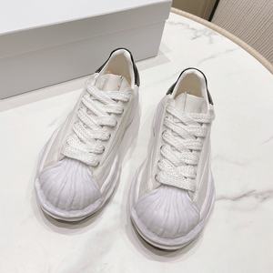 รองเท้าลำลองสั่งทำพิเศษสำหรับผู้ชาย ดีไซน์ระดับไฮเอนด์ เหมาะสำหรับเล่นกีฬาและเดินเล่น รองเท้าแท้สำหรับทุกเพศ - Product Image 2