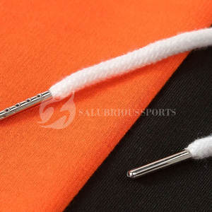 Conjunto Deportivo de Dos Piezas Personalizado con Capucha y Logotipo Estampado para Hombre, 100% Algodón, Sudadera con Capucha y Pantalones Cortos - Product Image 6