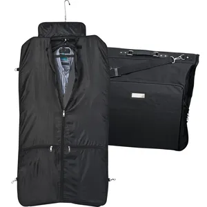 CLARISSA Étagère personnalisée pour vêtements et sacs – Solution d'affichage sur mesure de qualité supérieure - Product Image 1