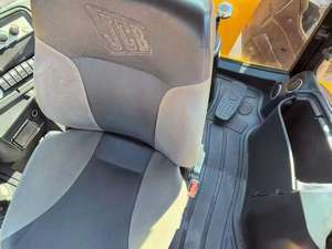 Chargeuse-pelleteuse JCB 1CX d'occasion et neuve / Chargeuse-pelleteuse Caterpillar 420 d'occasion à vendre 4x4 - Product Image 3