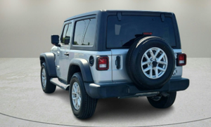 Jeep Wrangler Overland 2023 Sièges en cuir de direction gauche d'occasion avec caméra arrière - Product Image 5