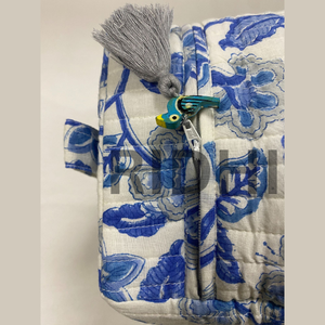 Sac matelassé en coton bleu et blanc, écologique, grand format, pour usage quotidien, avec poignée avant et fermeture éclair, fait main, logo personnalisé imprimé, idéal comme cadeau - Product Image 5