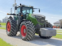 Tracteur Fendt 1050 VARIO 4x4 à transmission par engrenages, modèle 2018, qualité supérieure, vente chaude, avec garantie de 5 ans sur le moteur et la boîte de vitesses.
