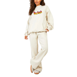 Nouveauté : Ensemble confortable pour femme en 100 % polyester, composé d'un sweat-shirt oversize à épaules tombantes et d'un pantalon de survêtement ample et évasé. - Product Image 1