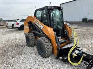 Chargeuse sur pneus CASE SV280B, 3 tonnes, diesel, équipement de construction compact - Product Image 5