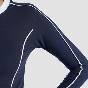 เสื้อโยคะทรงสลิมฟิต Revive Active Navy - Product Image 6