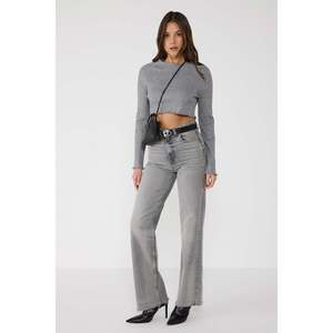 Crop top en tricot côtelé à col rond - Product Image 1